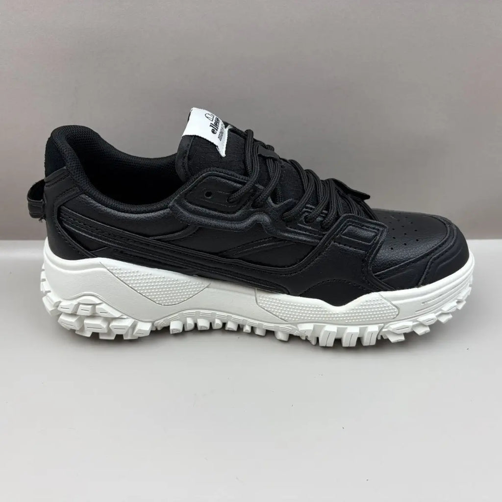2026 Retro Tech White Sneakers - Chunky Sole, Non-Slip Couple Casual Skate Shoes for Men & Women
