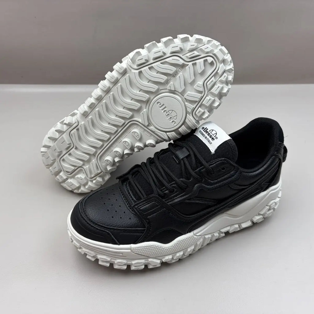 2026 Retro Tech White Sneakers - Chunky Sole, Non-Slip Couple Casual Skate Shoes for Men & Women