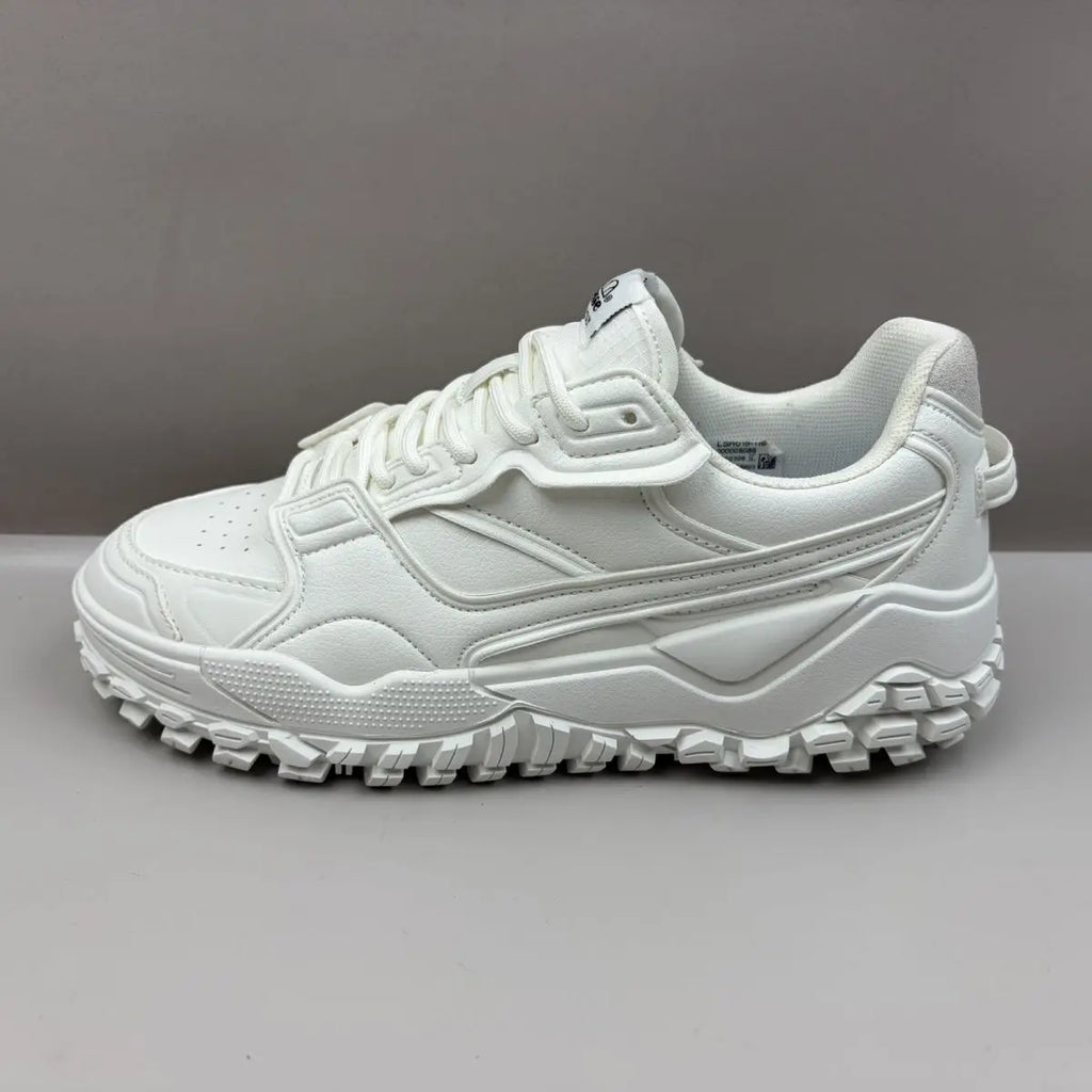 2026 Retro Tech White Sneakers - Chunky Sole, Non-Slip Couple Casual Skate Shoes for Men & Women